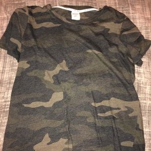 Camo T